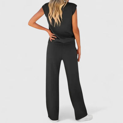 Idina | Comfortable Outfit for a Relaxed Style